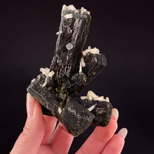 Epidote with Prehnite and Stilbite-Ca (''floater'' specimen)