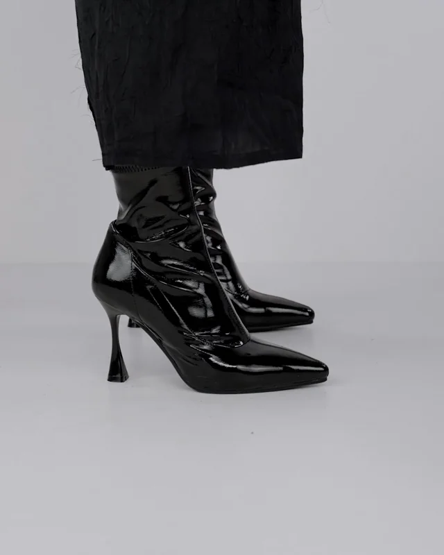 Black patent kitten heel ankle clearance boots