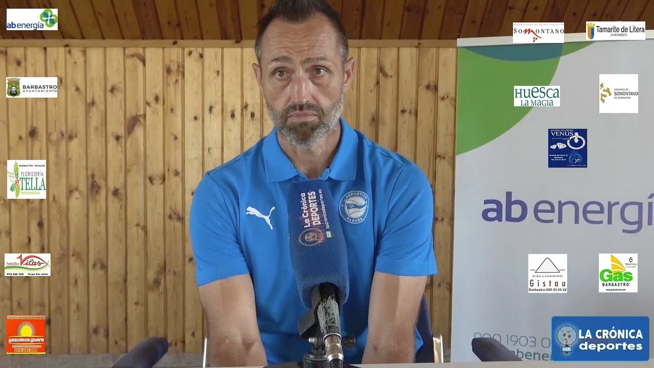 JOSÉ MANUEL AIRA (Entrenador Alaves B) UD Barbastro 3-2 Deportivo Alaves B / Jor. 7 - Segunda Rfef - Gr 2