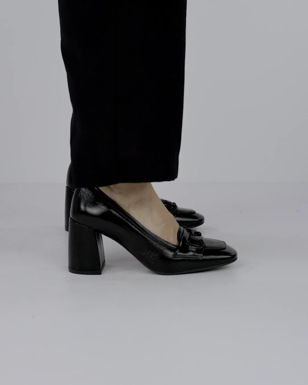 Loafers woman heel 8 cm black patent | Barca Stores