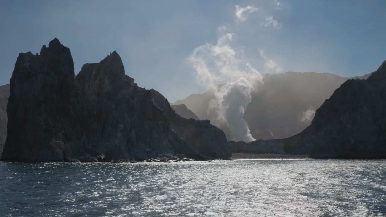 Volcano: Creation & Destruction