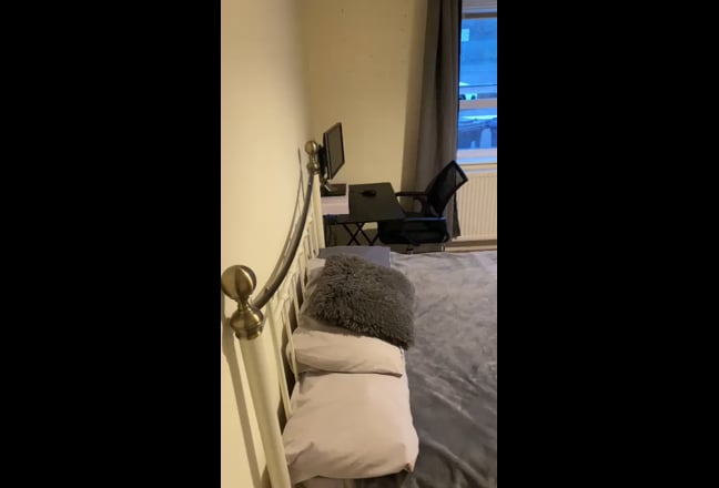 Reduced Double en-suite +Garden +Parking inc Bills Main Photo