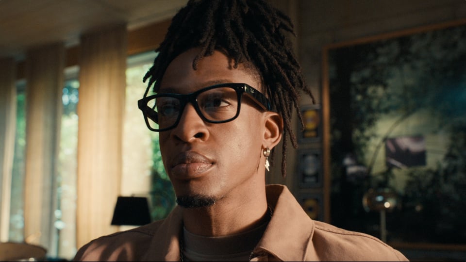 Ray-Ban - Smart Glasses