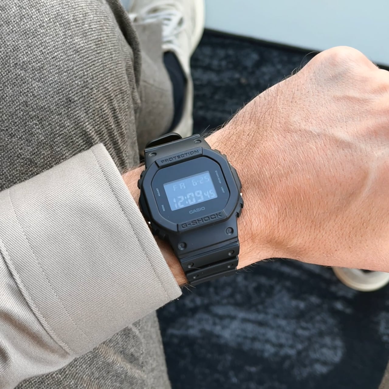 Casio G-Shock DW-5600UBB-1ER - Ditur