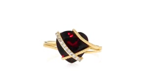 3.60 Carat Garnet Heart Ring with Diamond Accents in 14kt Yellow Gold