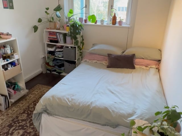 Bright Double room-Bethnal Green - No living room Main Photo