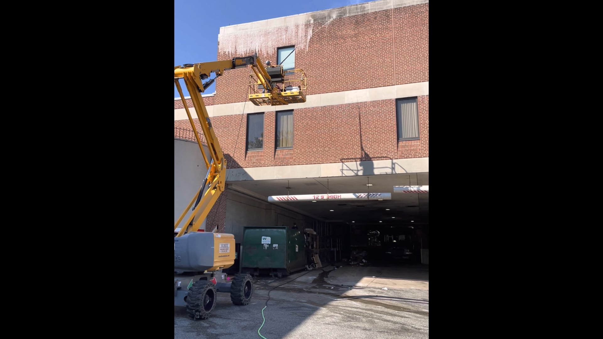 Brick and Stucco Cleaning