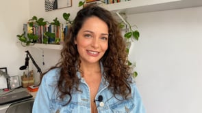 Apresentação Thaty Taranto