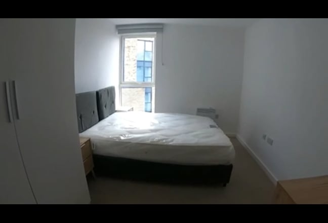 Spacious Double room available in September Main Photo