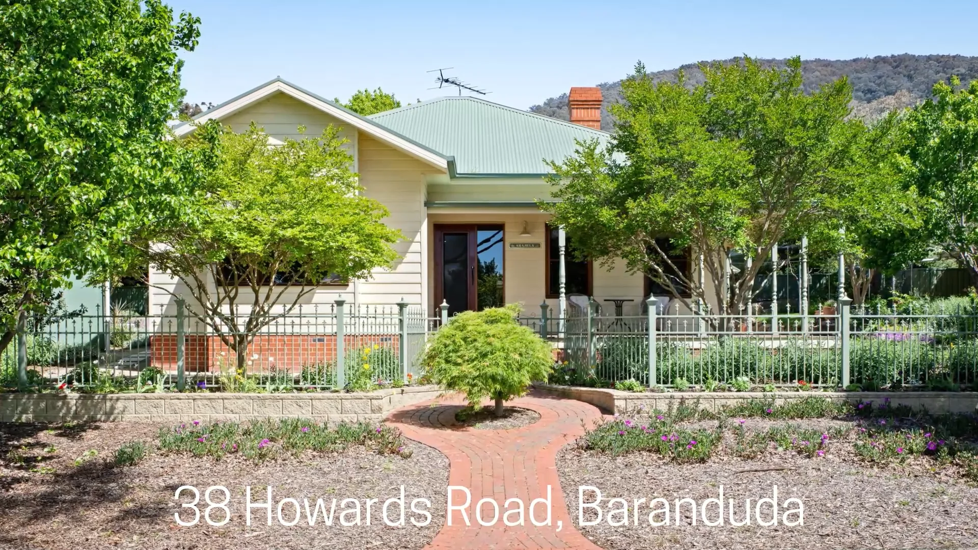 38 Howards Road, Baranduda on Vimeo