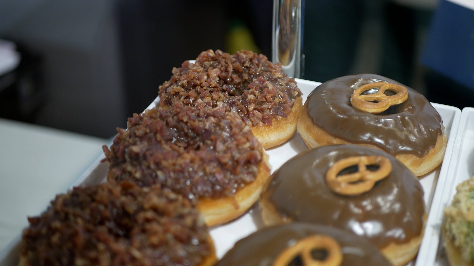 Nory's Donut and Bakery