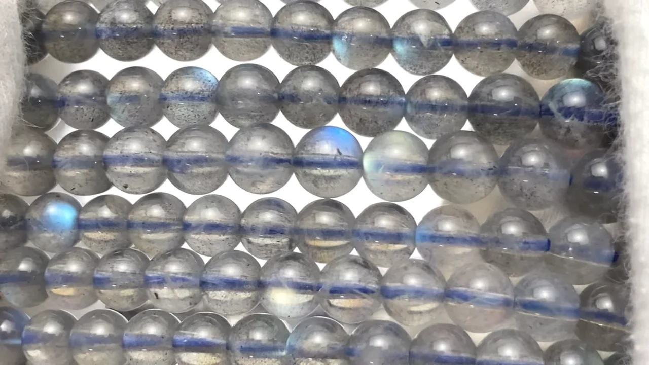 ラブラドライト（産地・マダガスカル） ラウンド6mm 1連（約52cm