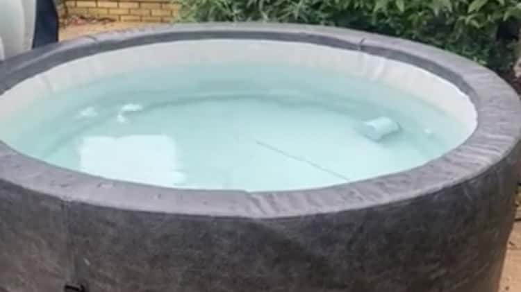 British Hot Tubs Aromatherapy Injector on Vimeo