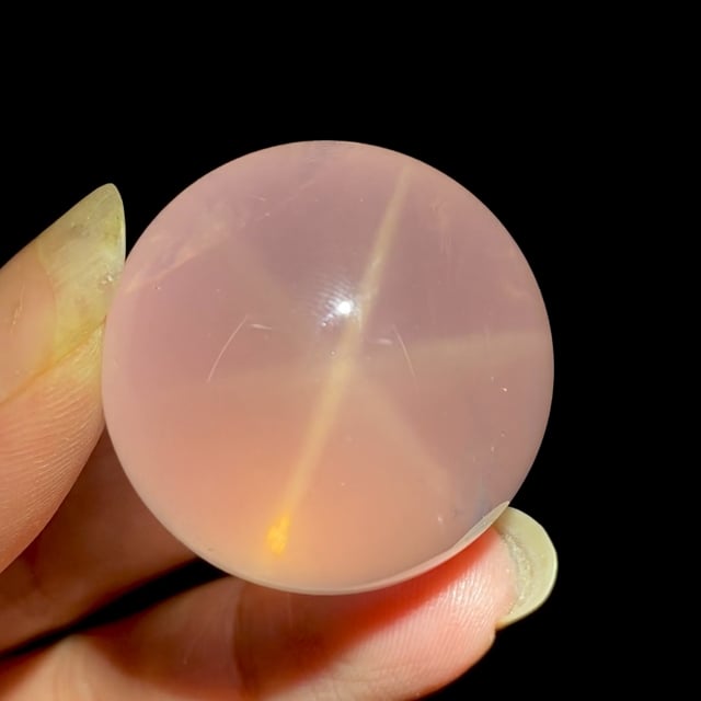 Rose Quartz (large sphere featuring a 6-ray star)