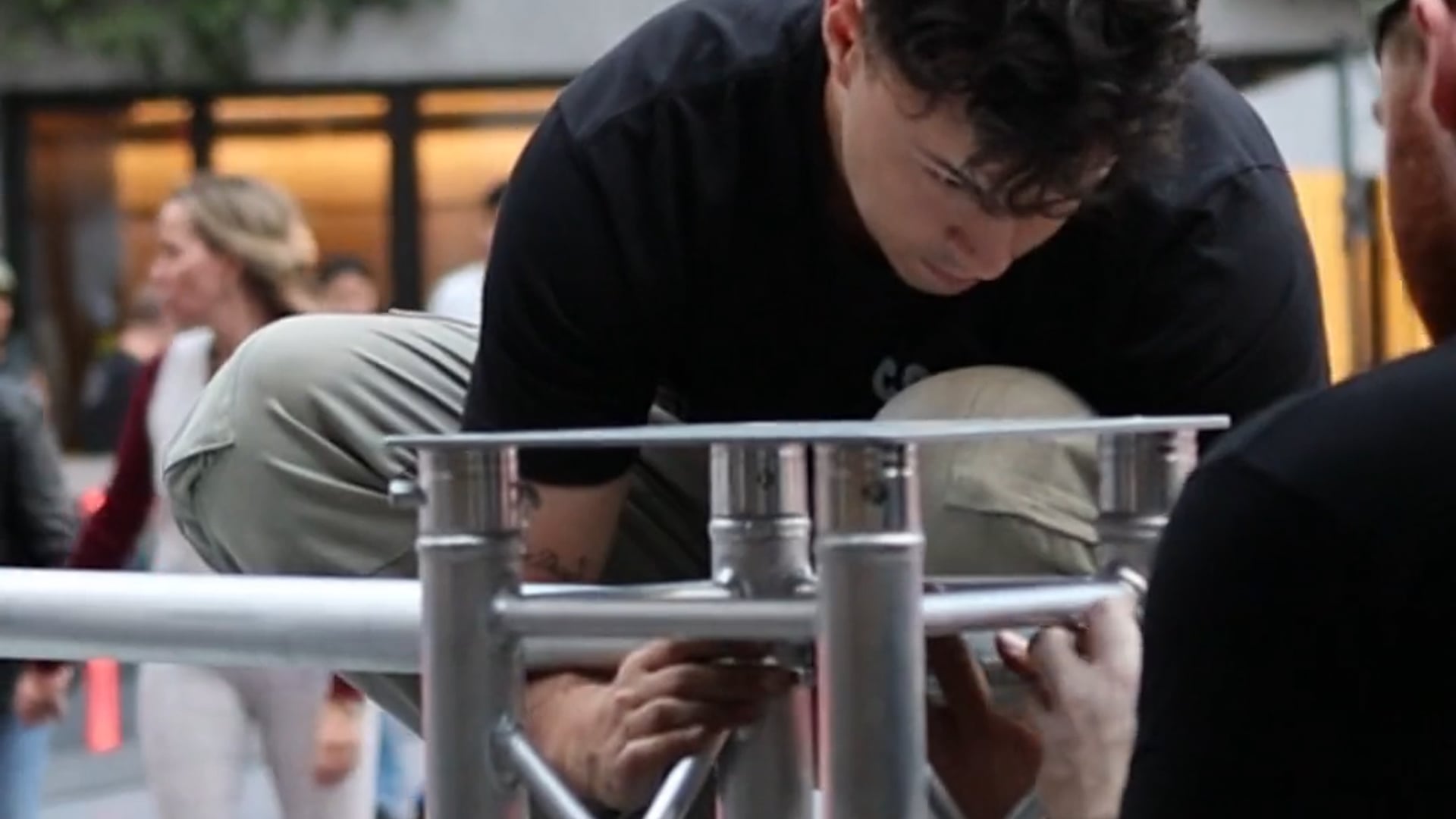 Liquid Sounds - Two Friends at Rockefeller Center