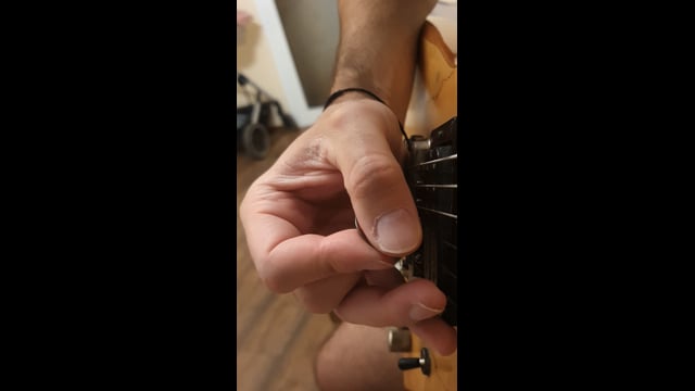 Tap-to-string DSX motion with 3-finger grip
