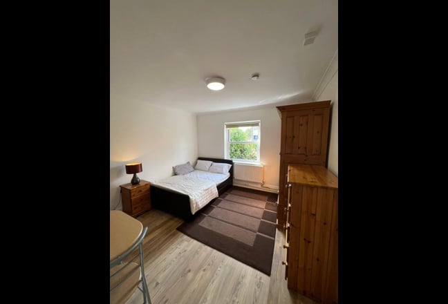  Massive double room  Main Photo