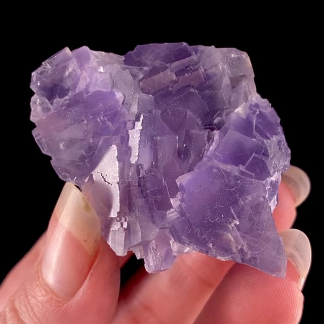 Fluorite (color-zoned / color-change crystals)