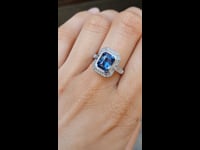 1982715 Unheated Sapphire Platinum Ring