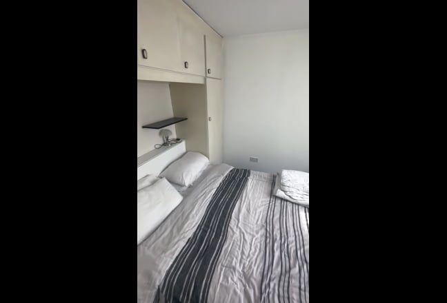 Bedroom In W2 Edgeware Road/Paddington Main Photo