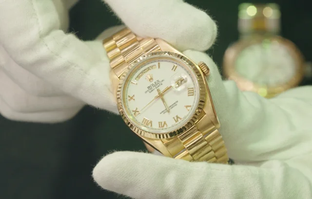 How do you spot a fake Rolex American Jewelry