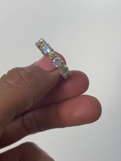 Round Canary Brilliant Eternity Band (Alternating Sizes)