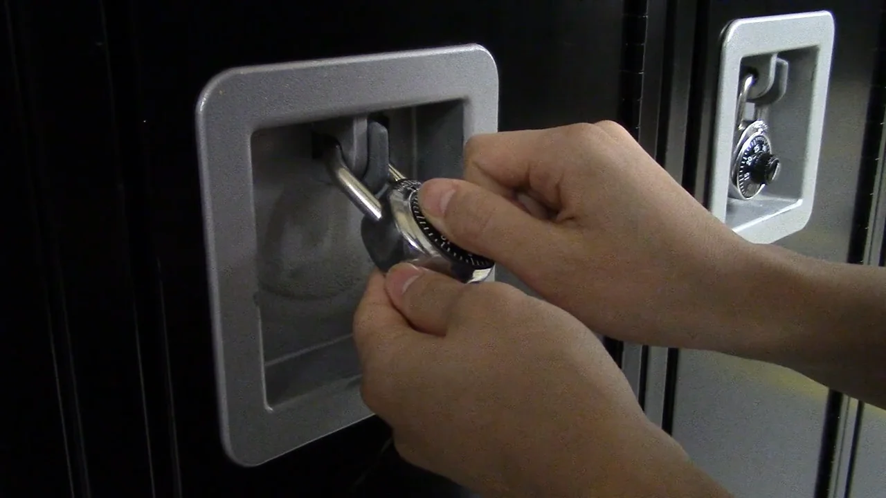 P1 - Locker Buddy - Uda Rodrigues Marino Kim Lee on Vimeo