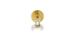 Baguette Diamond-Accented Single Stud Earring in 14kt Yellow Gold