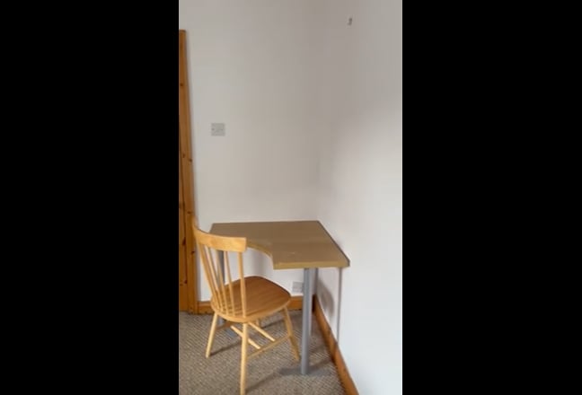 Looking for a lovely housemate :)  Main Photo