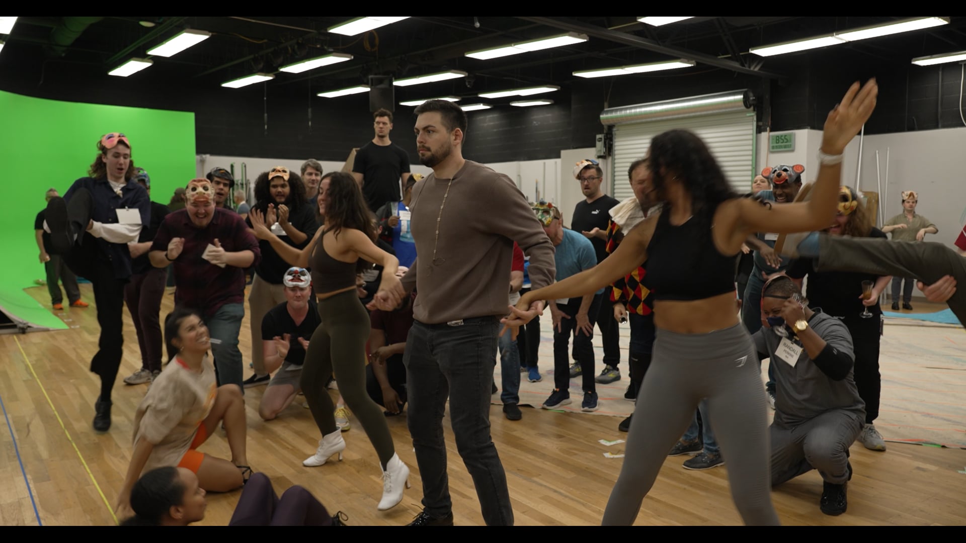 SIDEBAR | Rigoletto: Circus Performers & Dancers