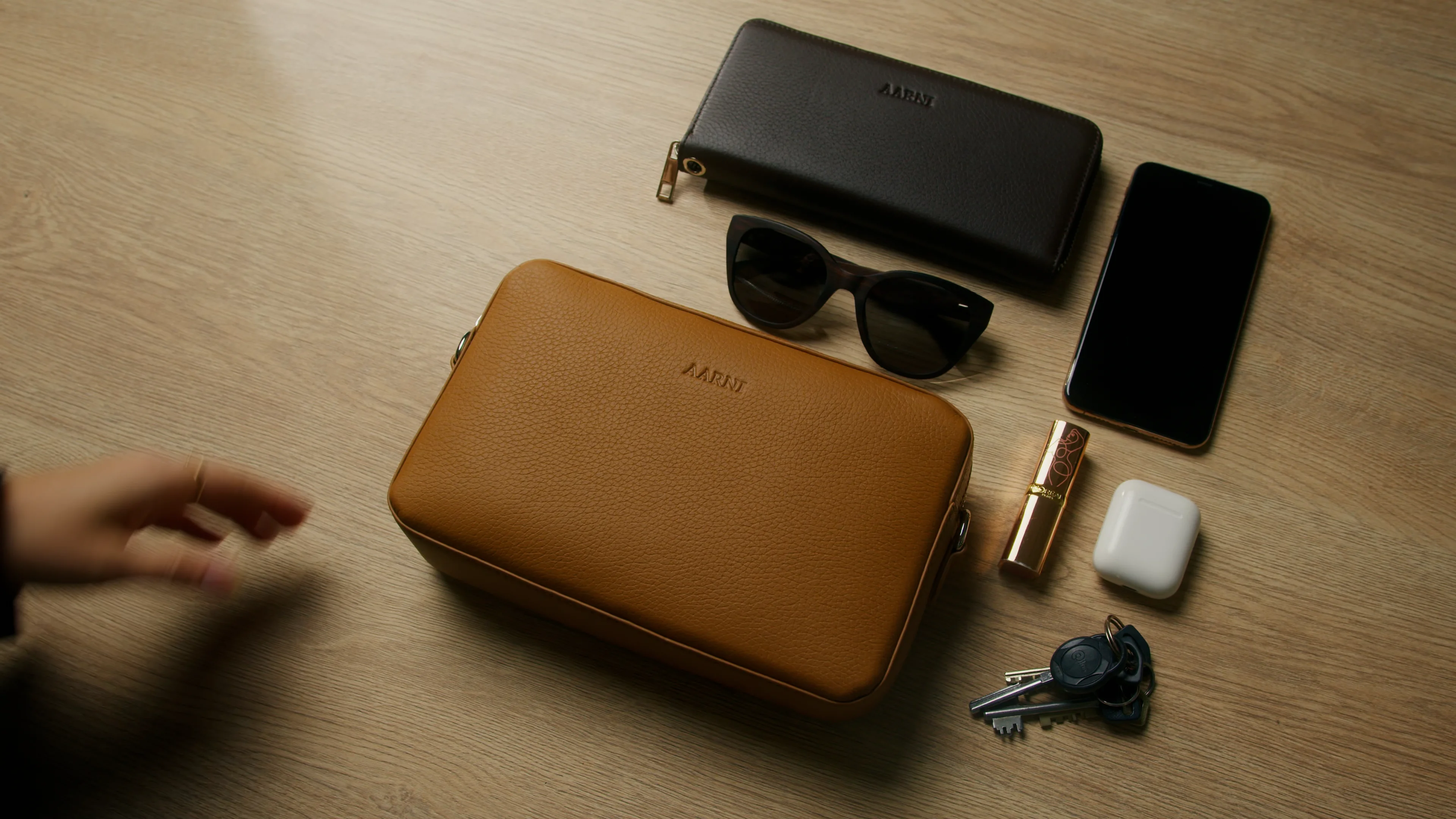 Large Crossbody Bag (Taupe) | AARNI - Made of Elk Leather