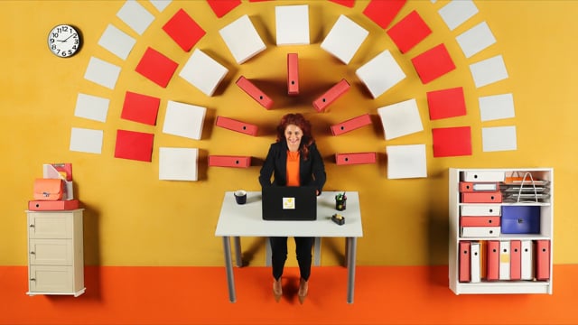 DOBRO JUTRO - Businesswoman