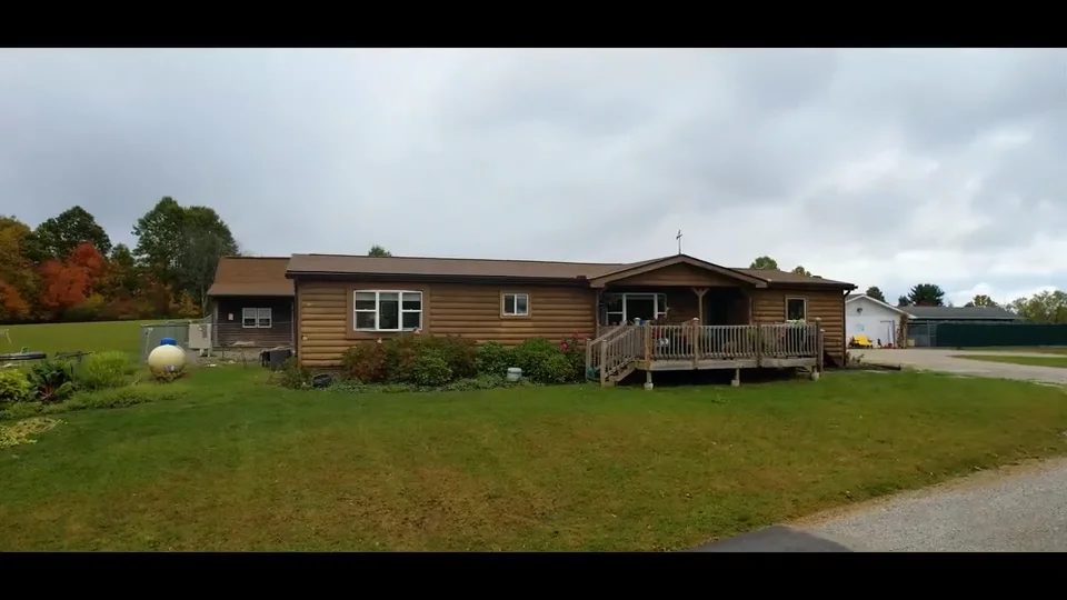 5177 Watkins Rd SW, Pataskala OH on Vimeo