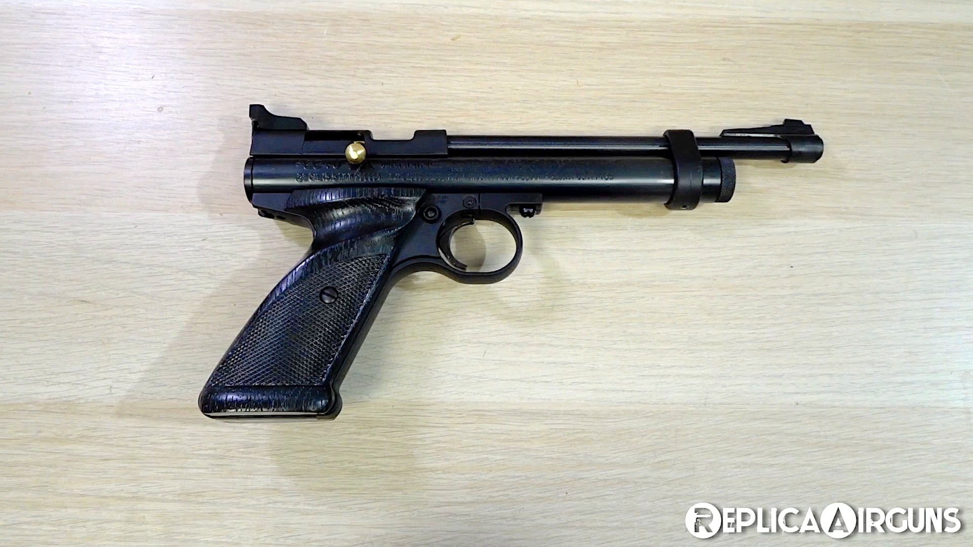 Crosman 2240 CO2 .22 Caliber Pellet Pistol Table Top Review