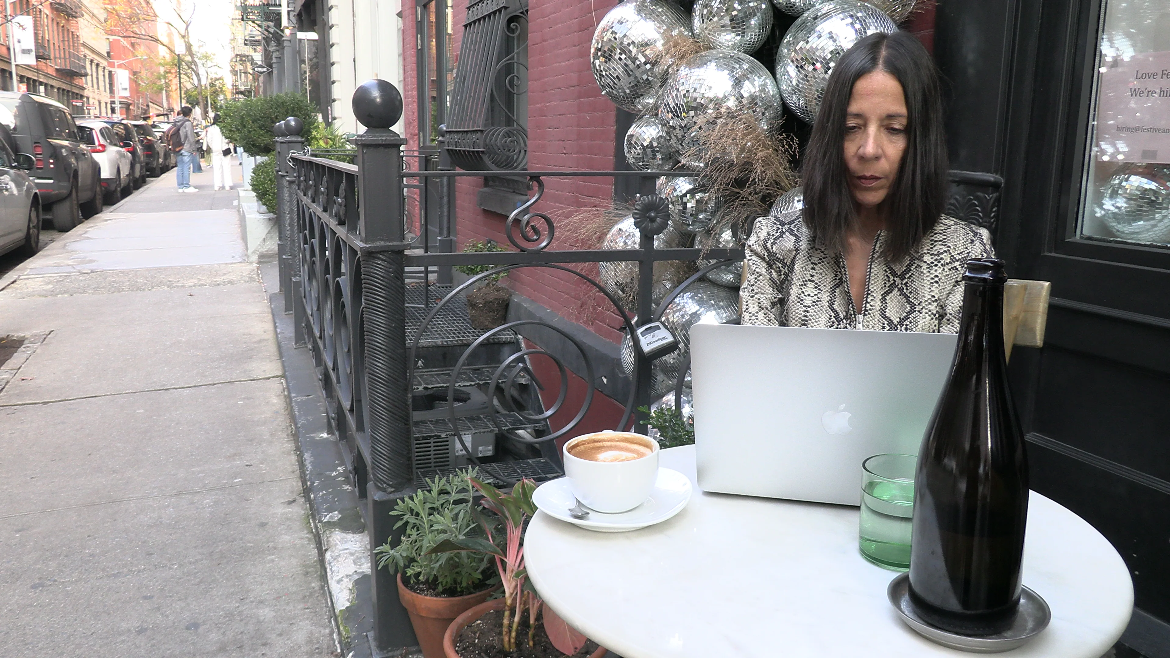 laptop 3MP4 on Vimeo
