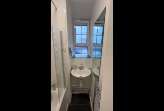 4 double rooms in Waterloo av now - 5SANT Main Photo