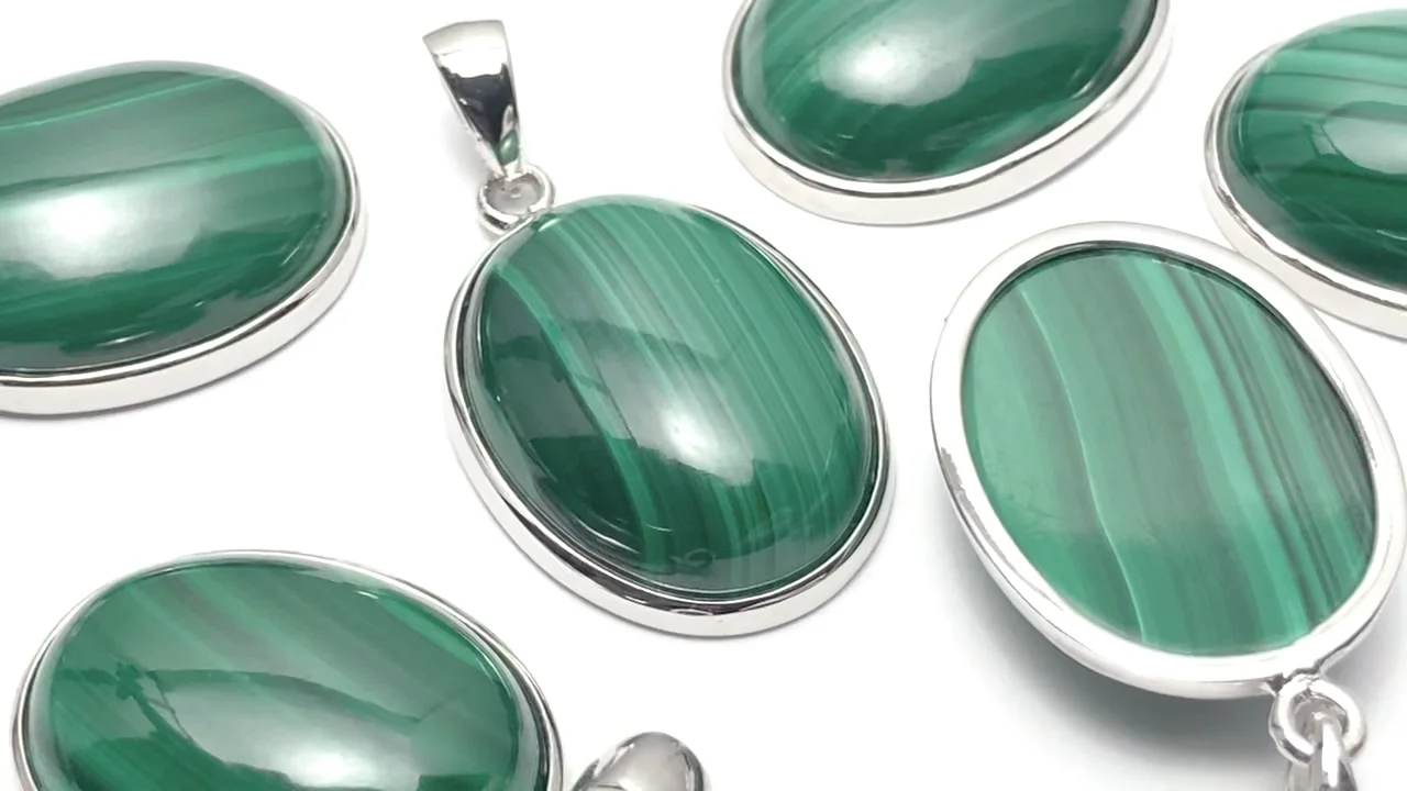マラカイト オーバル型ペンダントトップ20×16mm SILVER925 1個｜天然石
