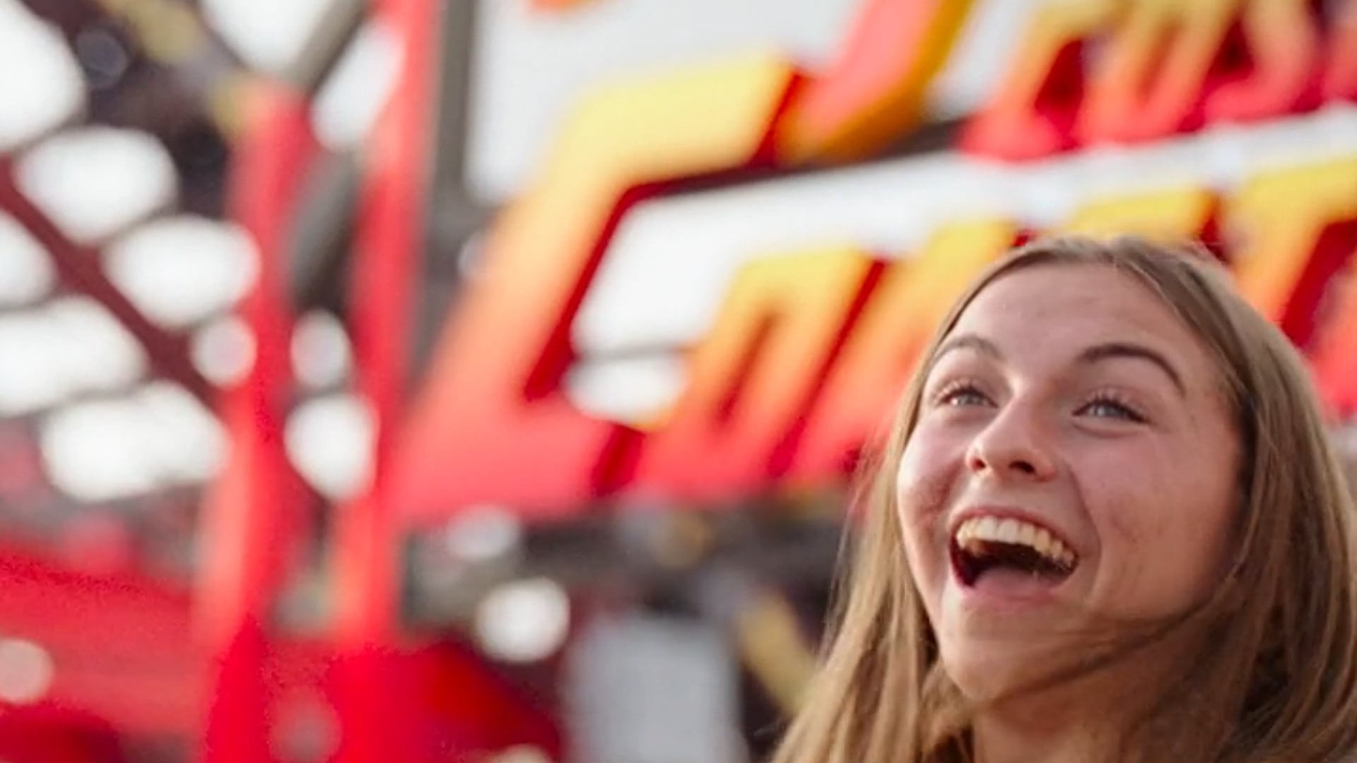 SIX_FLAGS_FIESTA_TEXAS_KIDS_FLASH_VERTICAL_30_W_LOGO