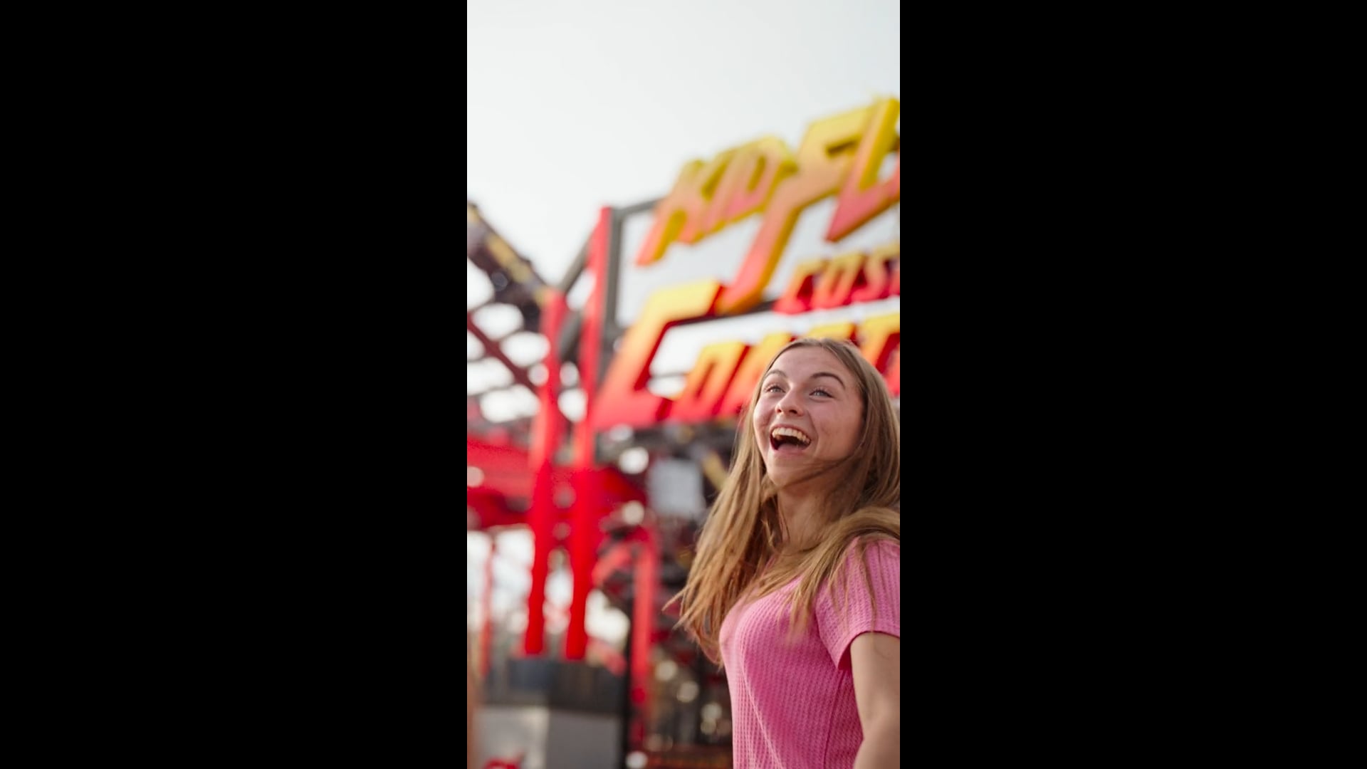 SIX_FLAGS_FIESTA_TEXAS_KIDS_FLASH_VERTICAL_30_W_LOGO