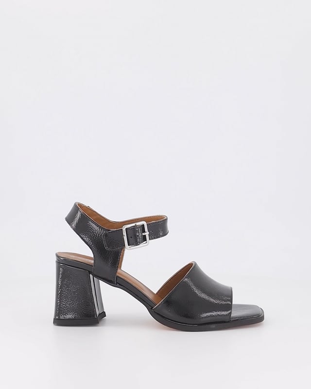 BERRY / Black Patent
