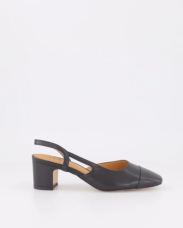 MARY / Black