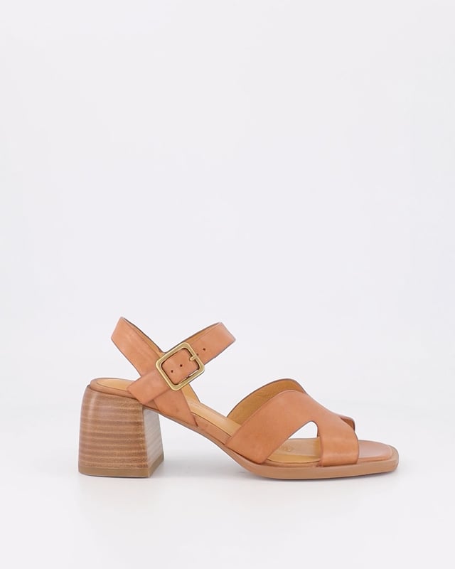 MINKE / BRANDY