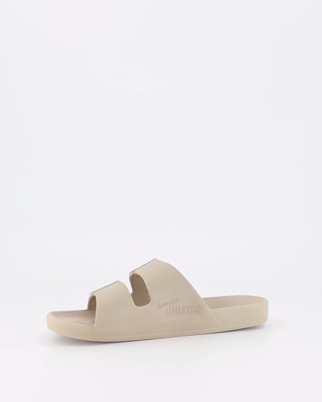 FREEDOM MOSES SLIDE / Stone