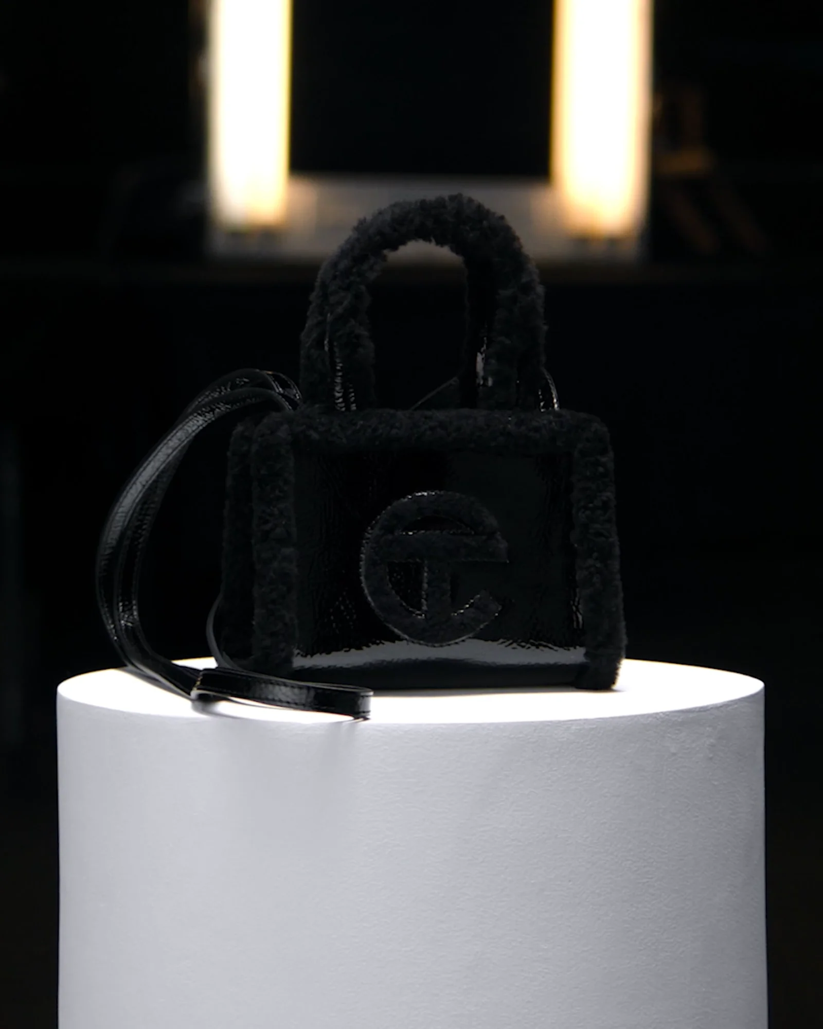 All Gender UGG X TELFAR Small Shopper Crinkle Black | UGG All Gender UGG X TELFAR Small Shopper Crinkle Black | UGG