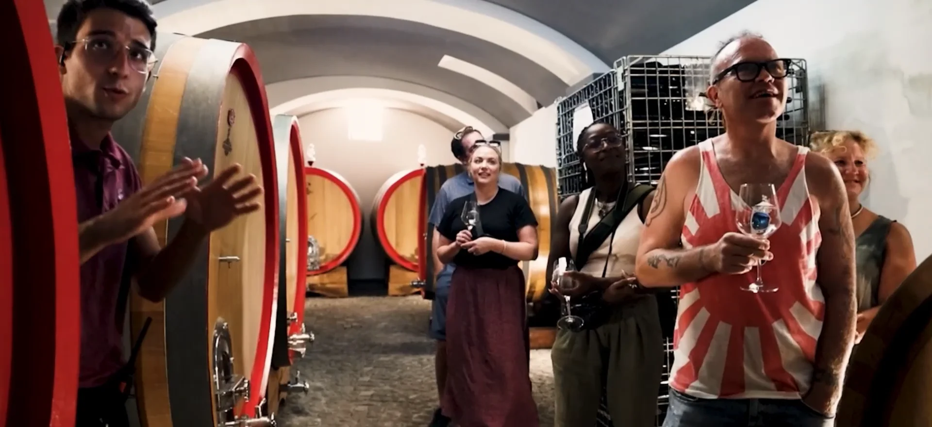 Ayol orgazmi aks etgan mobil porno tomosha qiling