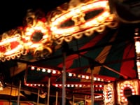 V18-Fun_and_games_at_a_car_318547_HDMP4