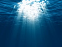 V22-light_underwater_in_o_3356636_HDMP4