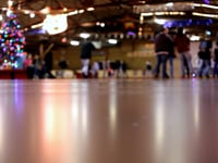 V32-Roller_skating_rink_an_339973_HDMP4