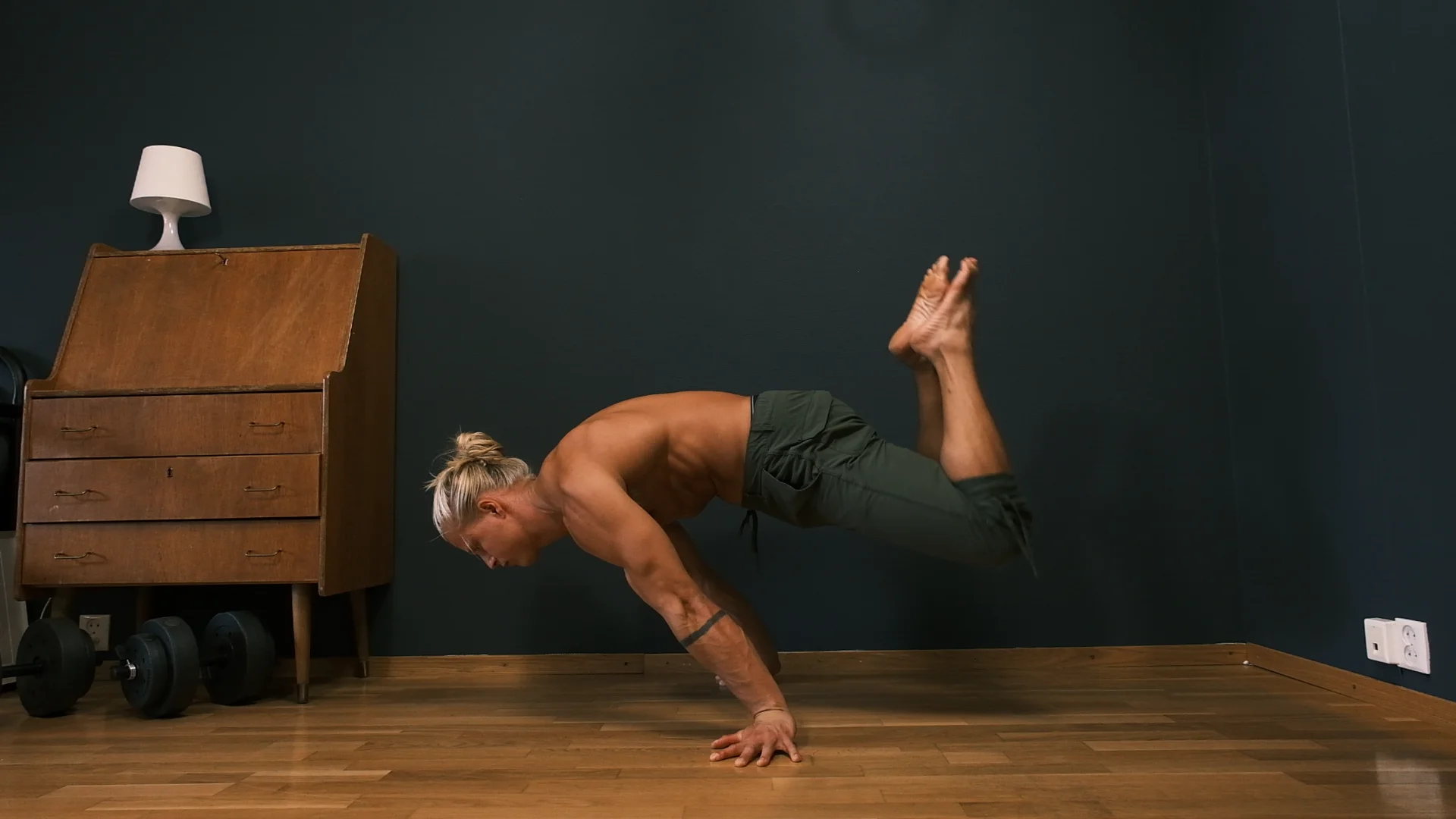 Half lay planche on Vimeo