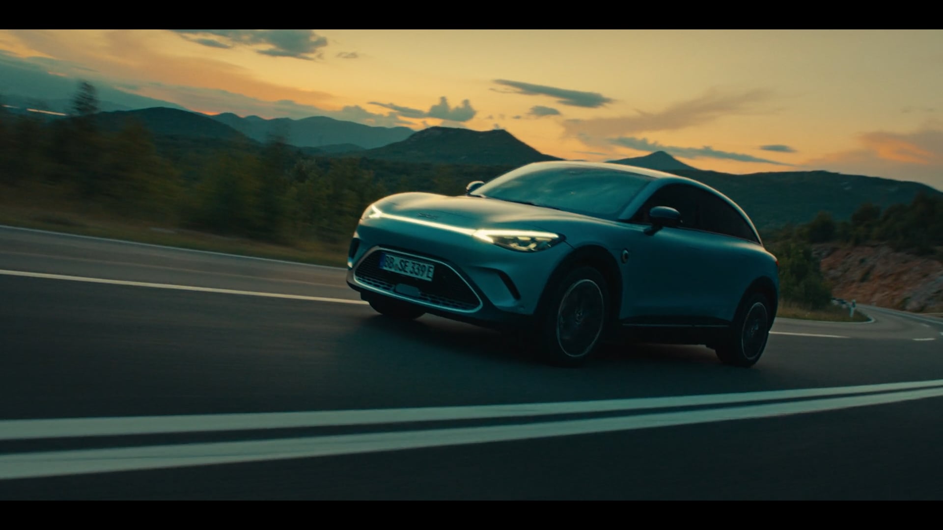 SMART | all electric never silent